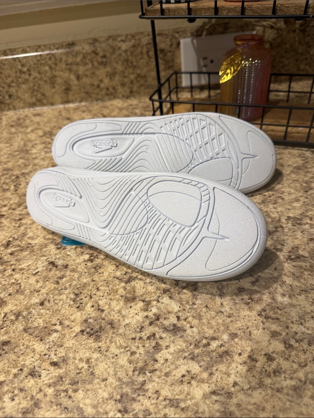Speedo Blue Pull-On Kids Water Shoes with Lime Green Accent Size L 4-5 New - Picture 6 of 6